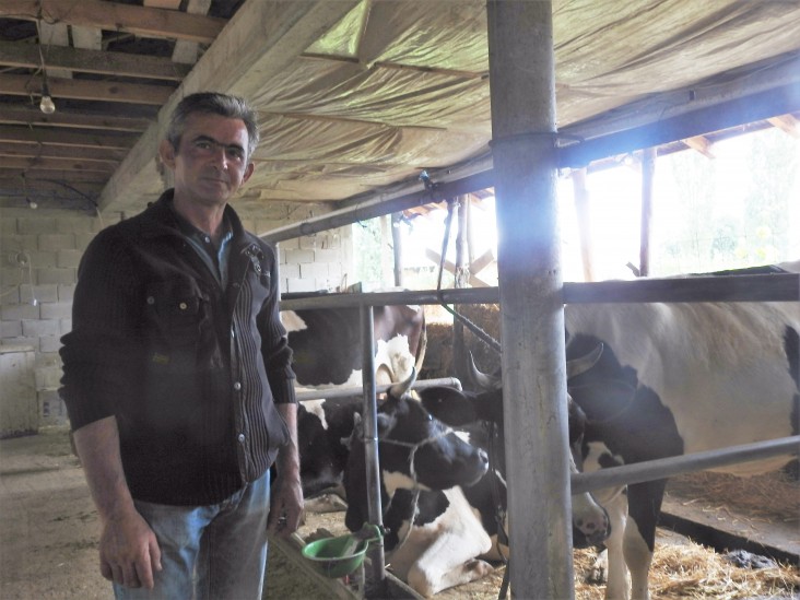 A farmer from Mogila, one of the many active beneficiaries 