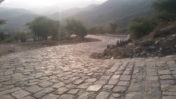 After: The road was repaired thanks to an initiative led by Mohammed, a local youth leader who convened local authorities and community members to work together to find a solution to the problem.