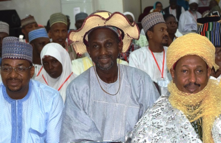 More than 150 farmers and herders in distinctive headgear participated in a USAID-supported conference to find solutions to their conflict in April.