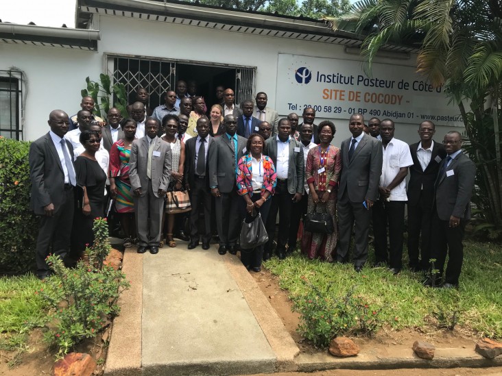 Photo de famille des Ressources Humaines "Une Seule Santé"