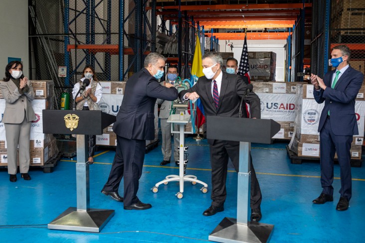 Colombian President and U.S. Ambassador Phil S. Goldberg at ventilator donation ceremony