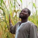 Mamoudou decided to share his experience with producers of the surrounding villages. 